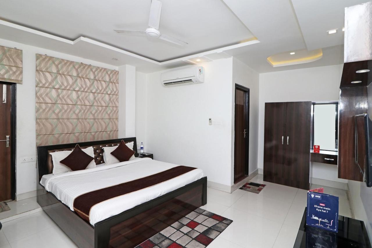 Oyo 8837 Hotel Surya Galaxy Kanpur Zewnętrze zdjęcie
