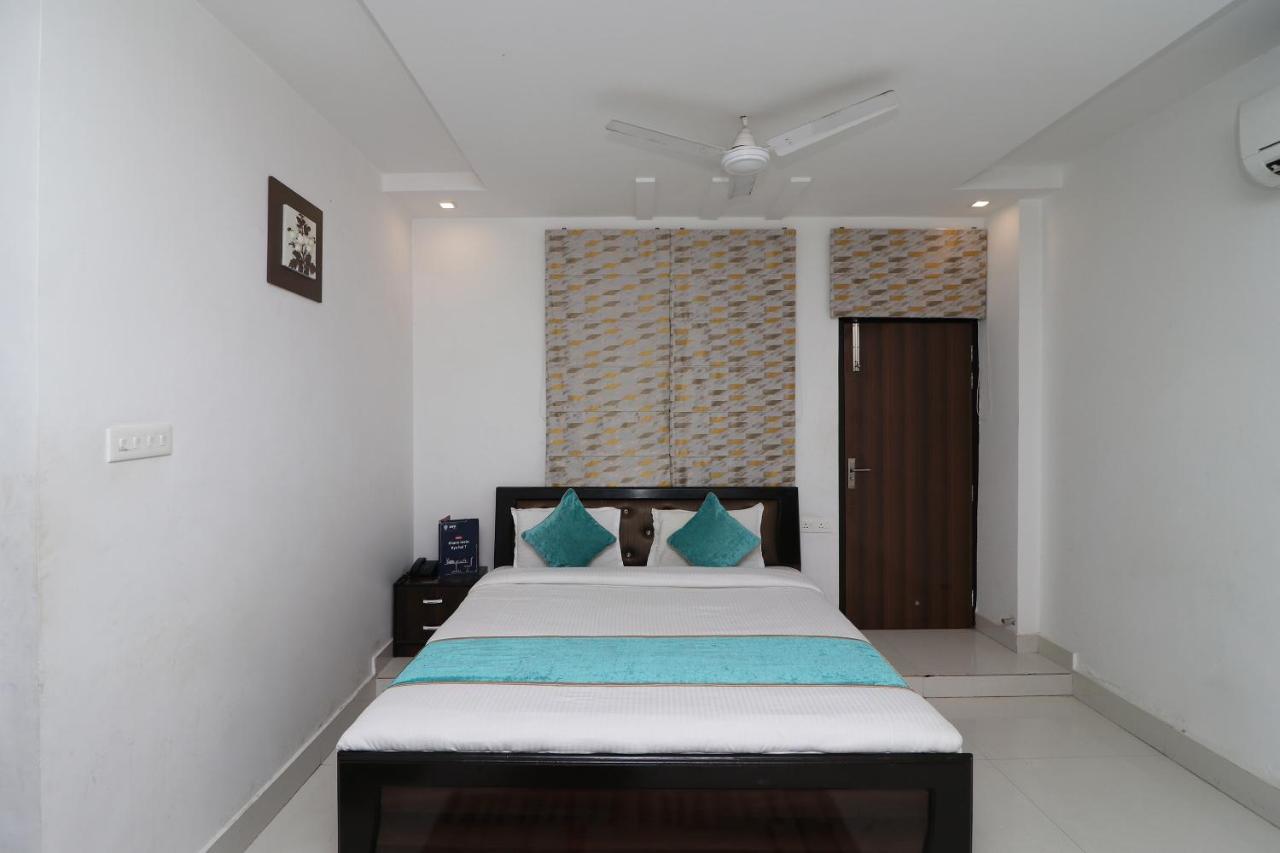 Oyo 8837 Hotel Surya Galaxy Kanpur Zewnętrze zdjęcie