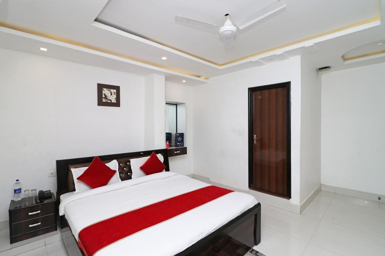 Oyo 8837 Hotel Surya Galaxy Kanpur Zewnętrze zdjęcie